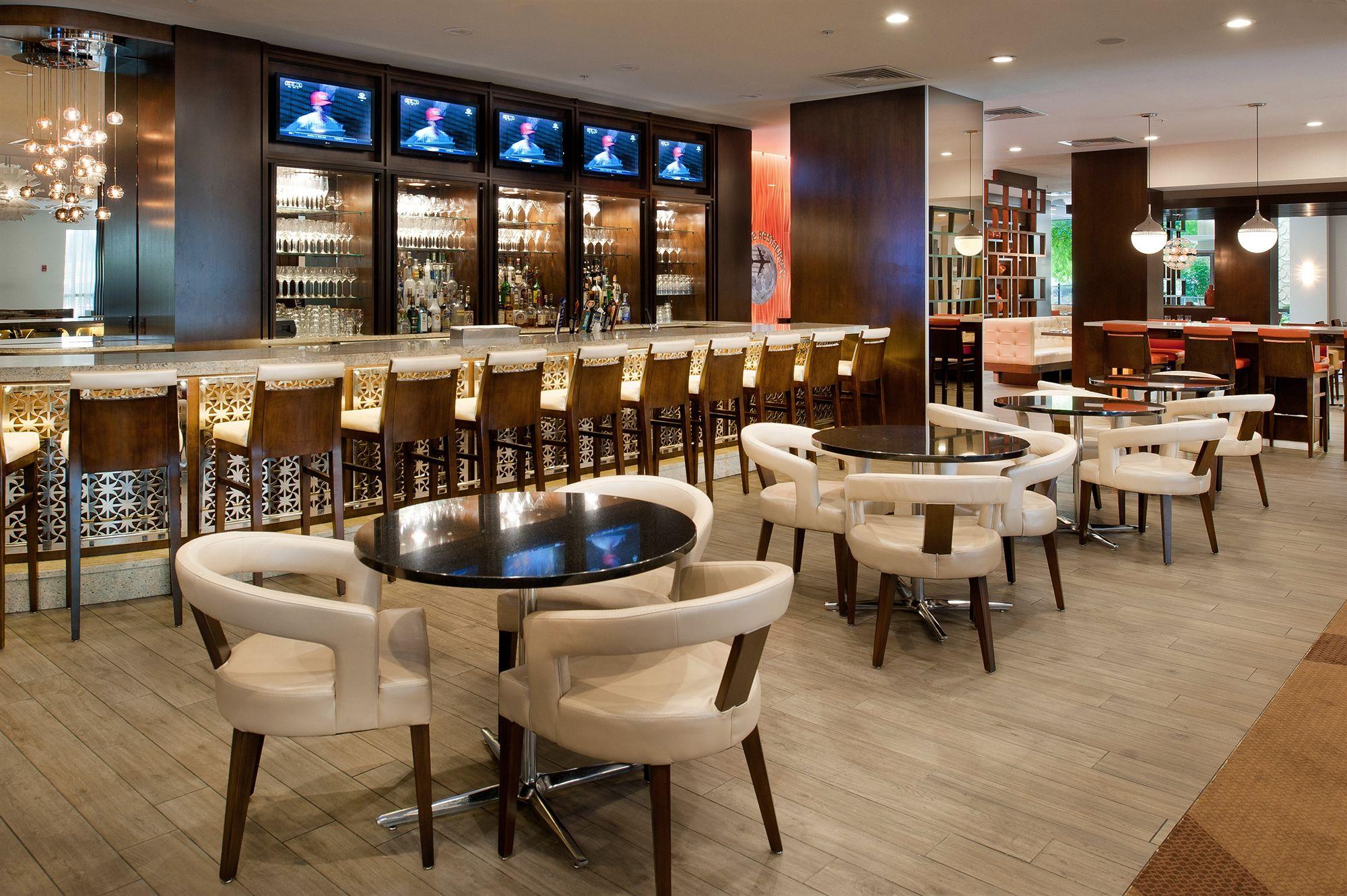 Marriott St. Louis Airport Hotel Edmundson Екстериор снимка