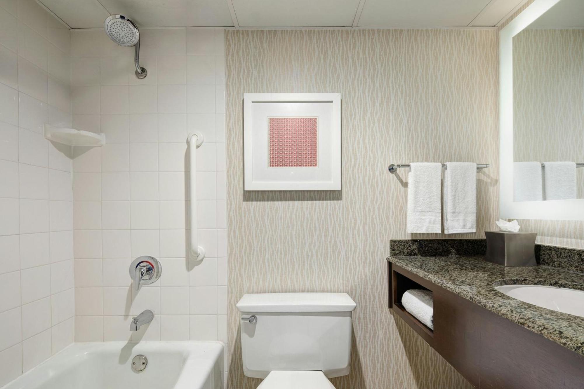 Marriott St. Louis Airport Hotel Edmundson Екстериор снимка