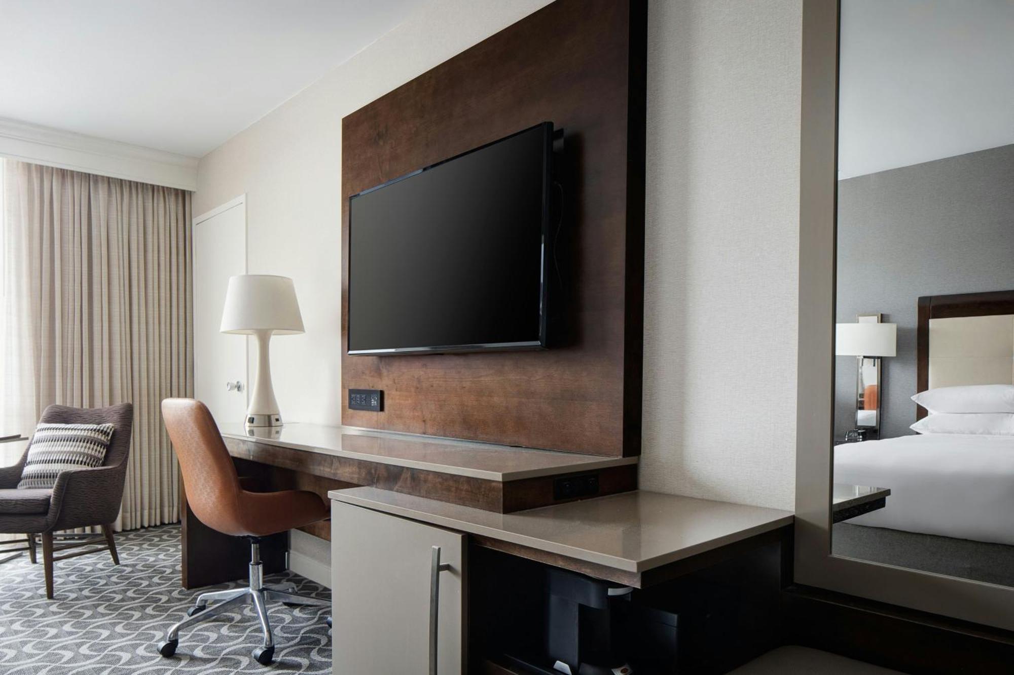 Marriott St. Louis Airport Hotel Edmundson Екстериор снимка